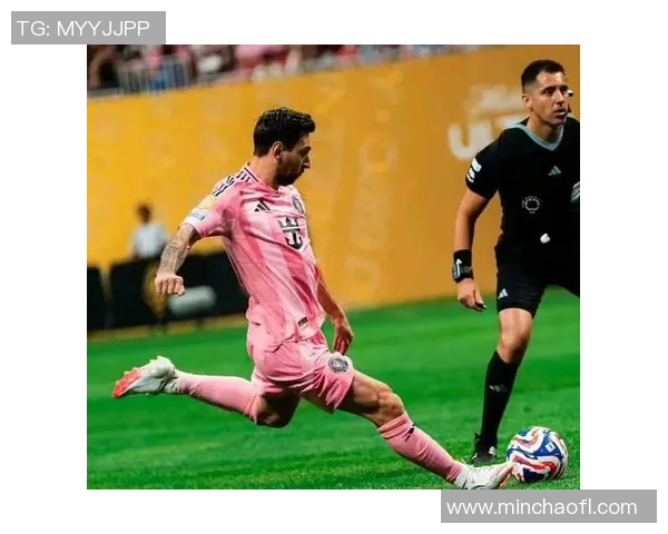 足球巨星耀眼瞬间闪耀全场